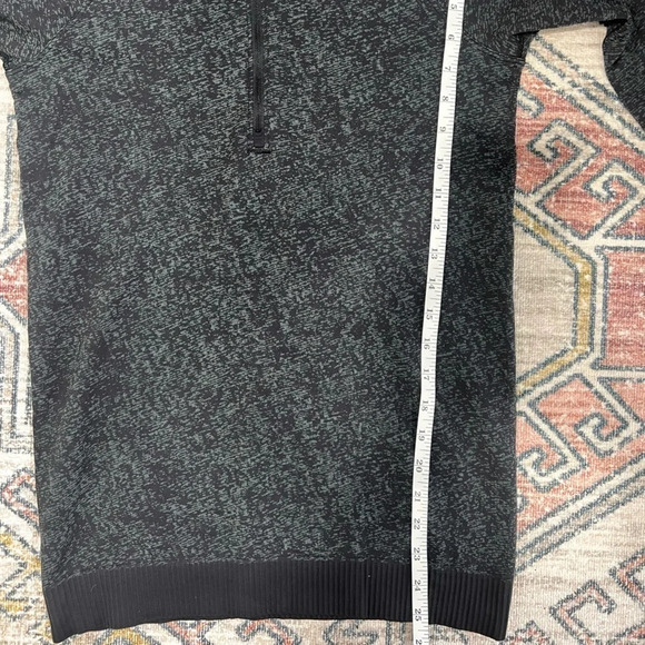 Lululemon size 6 to 8 estimated no size dot- see measurement photos rest less​ - Picture 12 of 12
